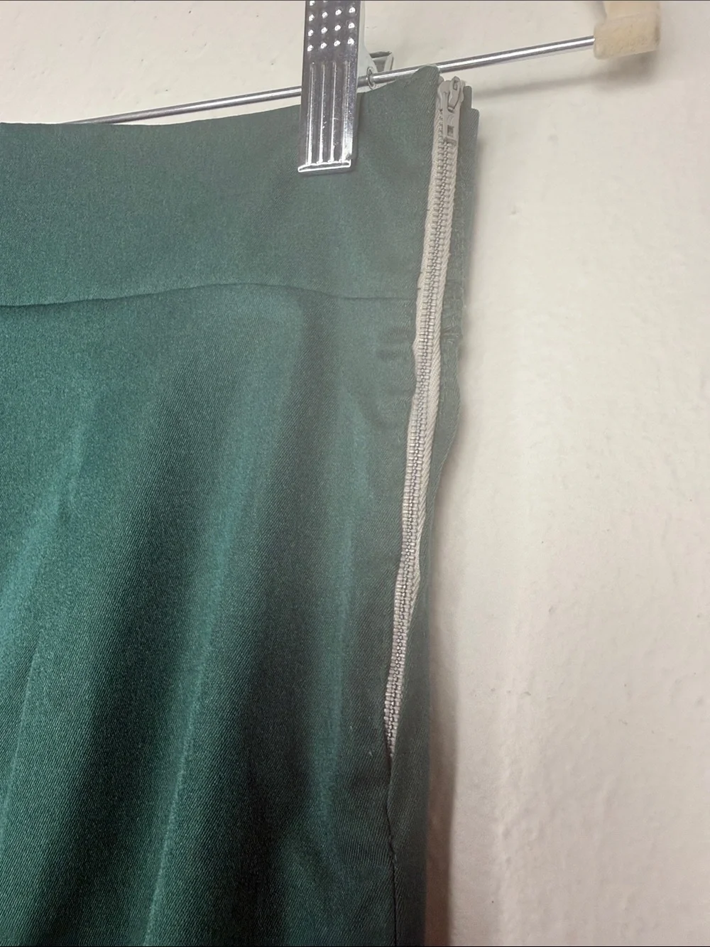 Stretchy High-Waist Wide Leg Green Trousers with Belt